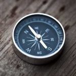 K01_compass